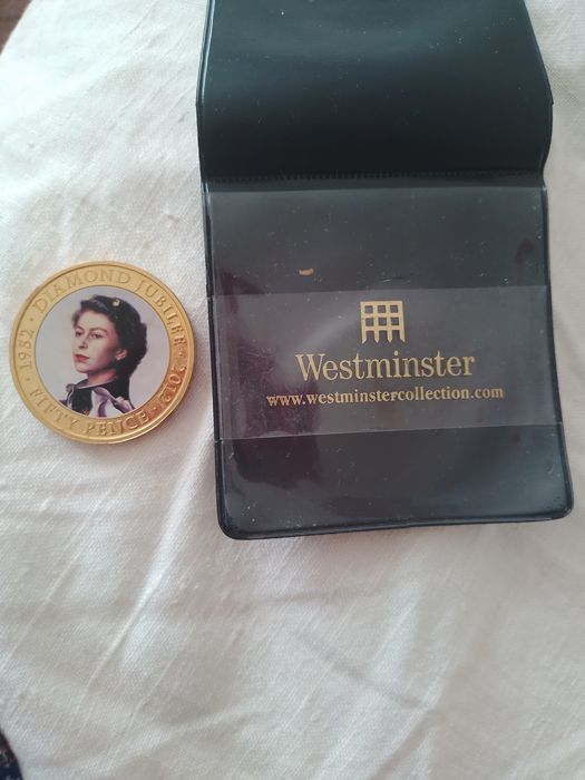 Продам колекційну монету