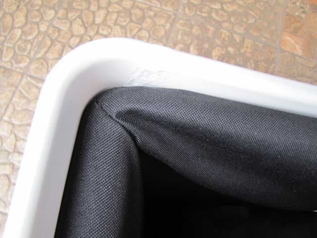 Kosz na pranie z siedziskiem do łazienki WENKO