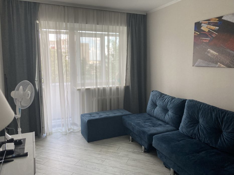 2-к центр,ЛЮКС,Грушевського,66,подобово,5 спальних,док.СМАРТ,біля парк