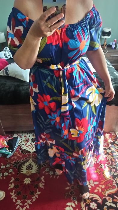 Kolorowa sukienka hiszpanka