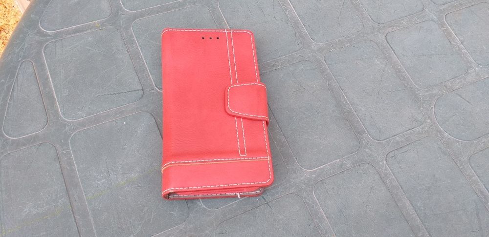 Estante  para CD/DVD em ótimo estado de conservação