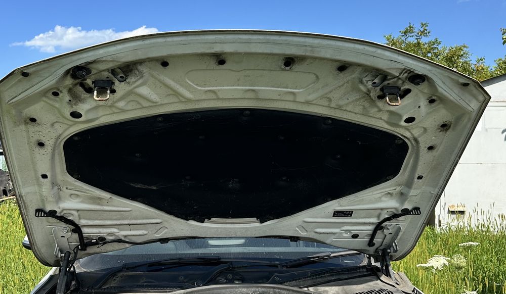 Капот  BMW  F30-31 2017 р