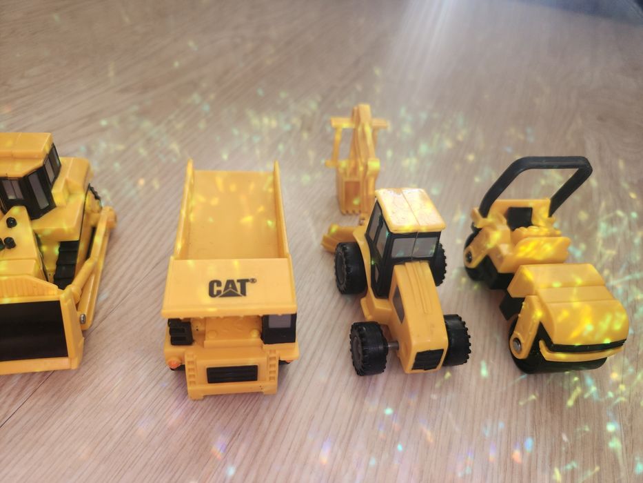 Мини дорожная техника CAT