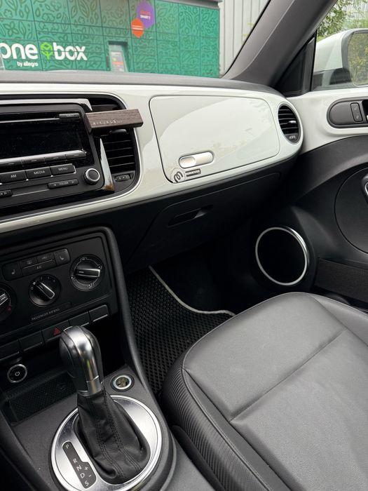 Продам vw beetle 2013 рік 1.8Т 170к.с. АКПП