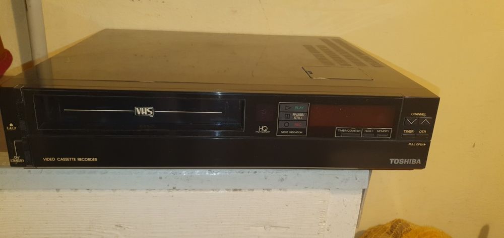 Odtwarzacz kaset VHS