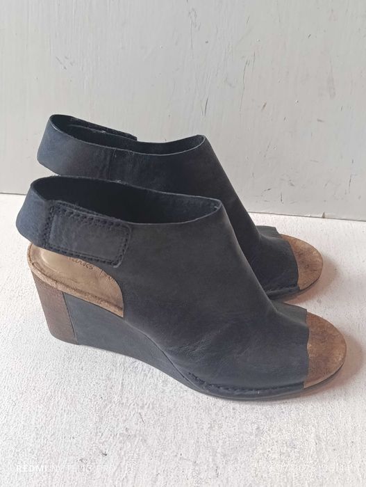 sandały skórzane Clarks