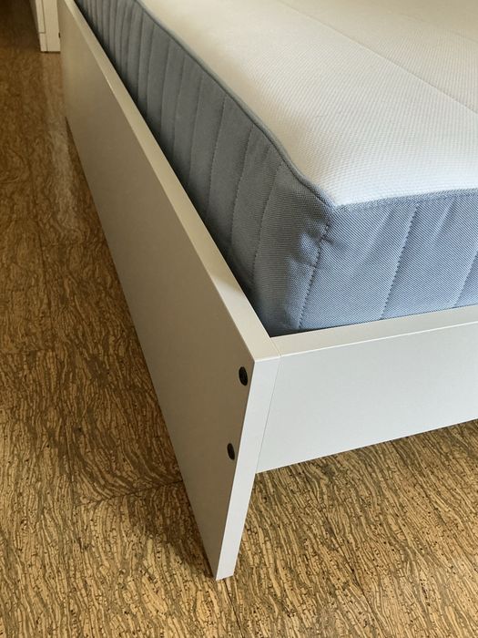 Cama de casal ikea com colchao 140
