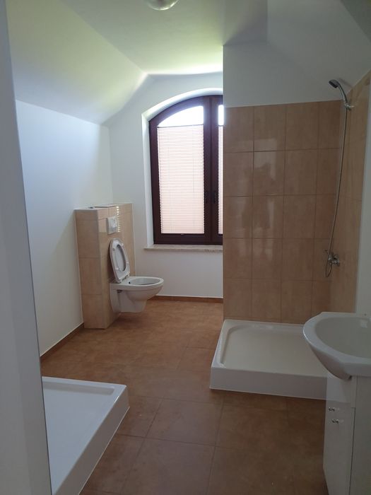 RDZAWKA pokoje  dla pracowników  plus pomieszczenie biuro magaz