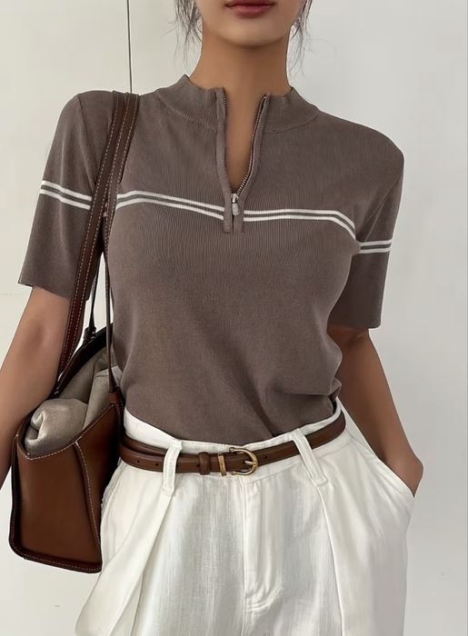 Стильна базова футболка на кожен день