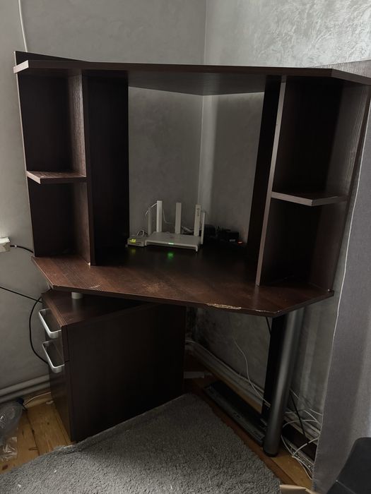 Стіл на кут, компʼютерний