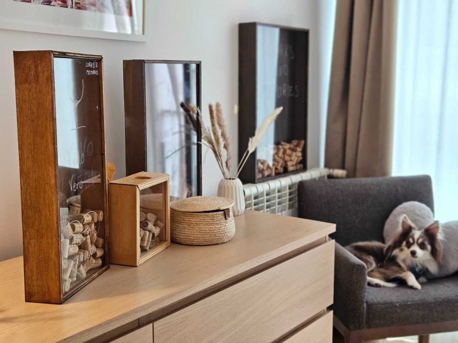 Quadro de Madeira para Guardar Rolhas