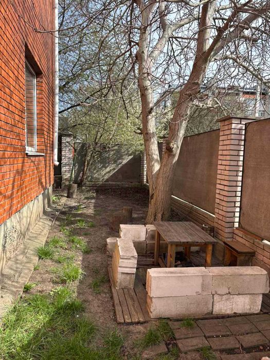 ТЕРМІНОВИЙ ПРОДАЖ! Будинок у місті! вул. С. Разіна.