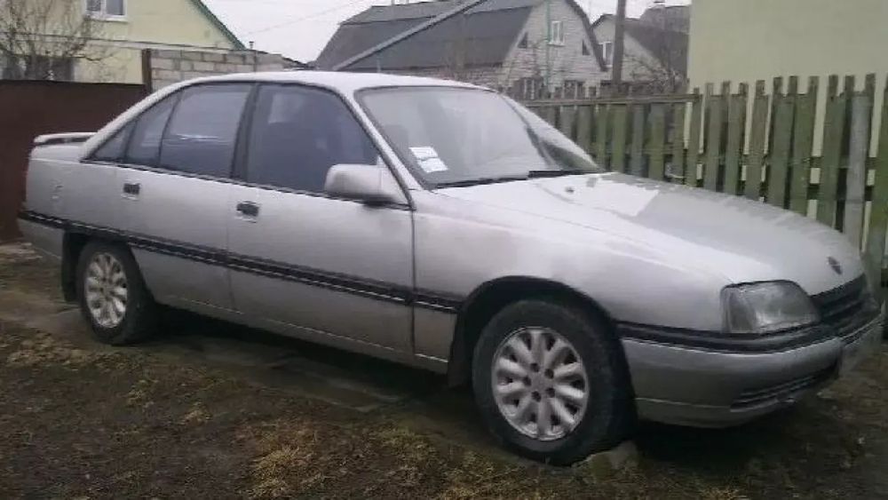 Запчастини, Опель Омега А ( 1986-1993) 1.8-2.0  бензин та 2.3 дизель.