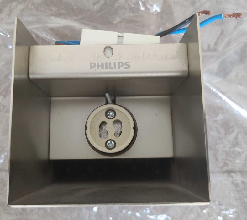 Wall-mounted Light Fixture - Philips64738553615235122