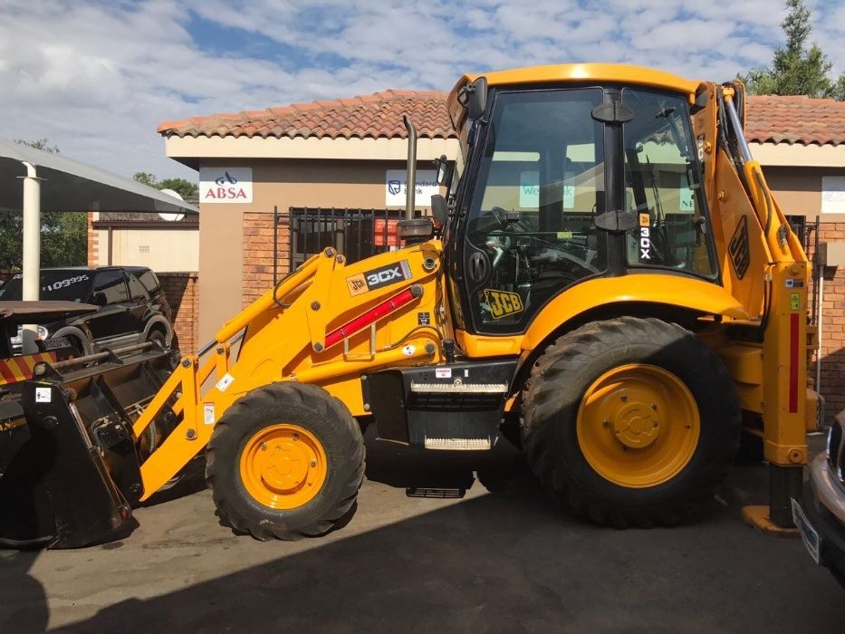 Usługi koparko ładowarką,  Transport