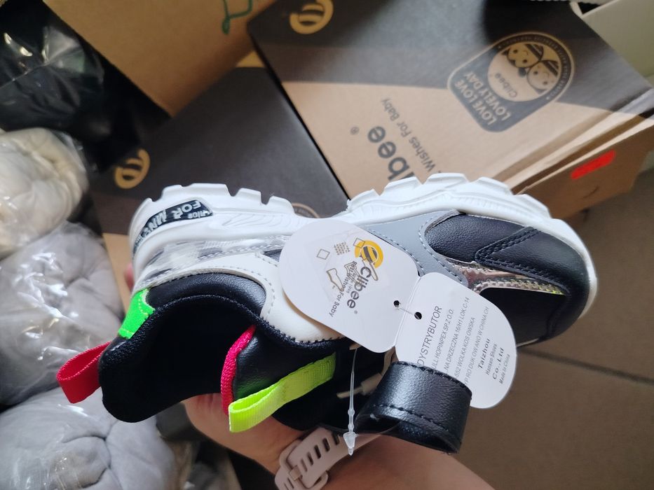 Buty.  dziecięce