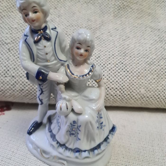 Figurka porcelanowa