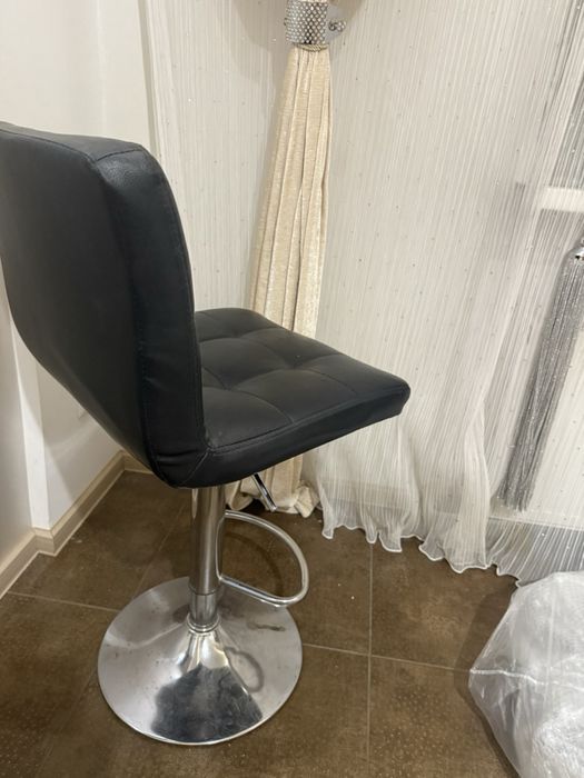 Стіл для візажиста