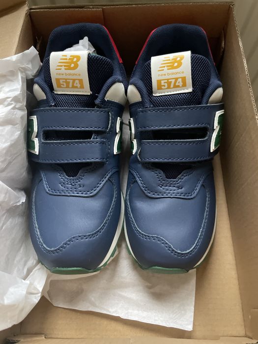 Buty dziecięce New Balance 574 model  PV574CT – granatowe -rozm.33