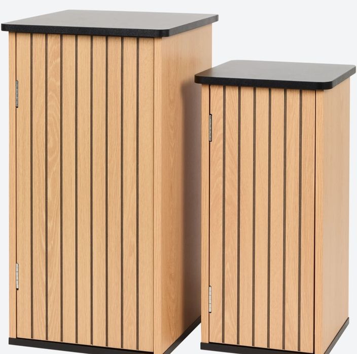 2 mesas de apoio novas