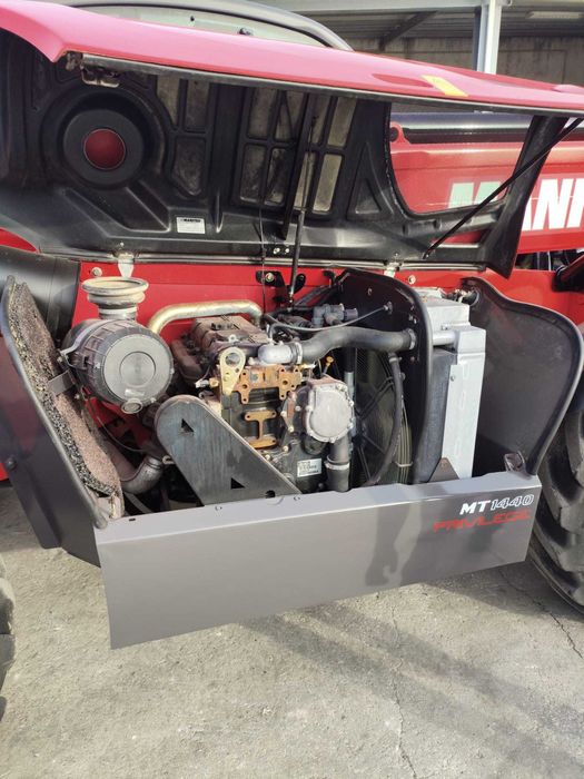 Empelhador Manitou 1440