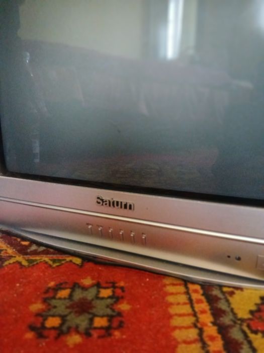 Телевізор Saturn