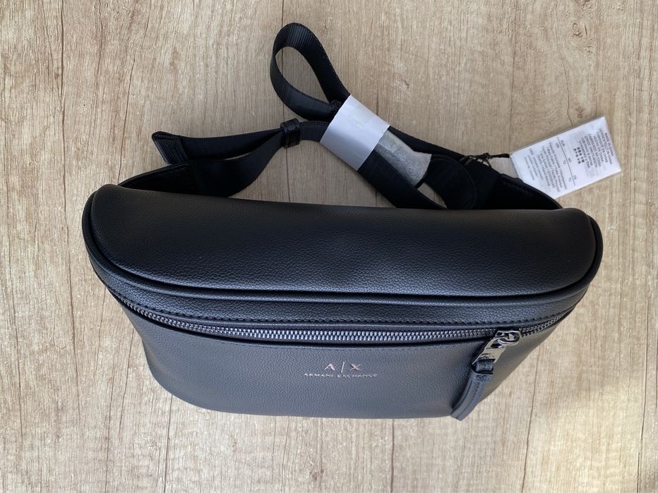 Сумка на пояс Armani Exchange. Оригинал.
