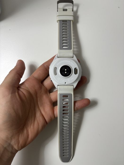 Garmin Forerunner 965 branco