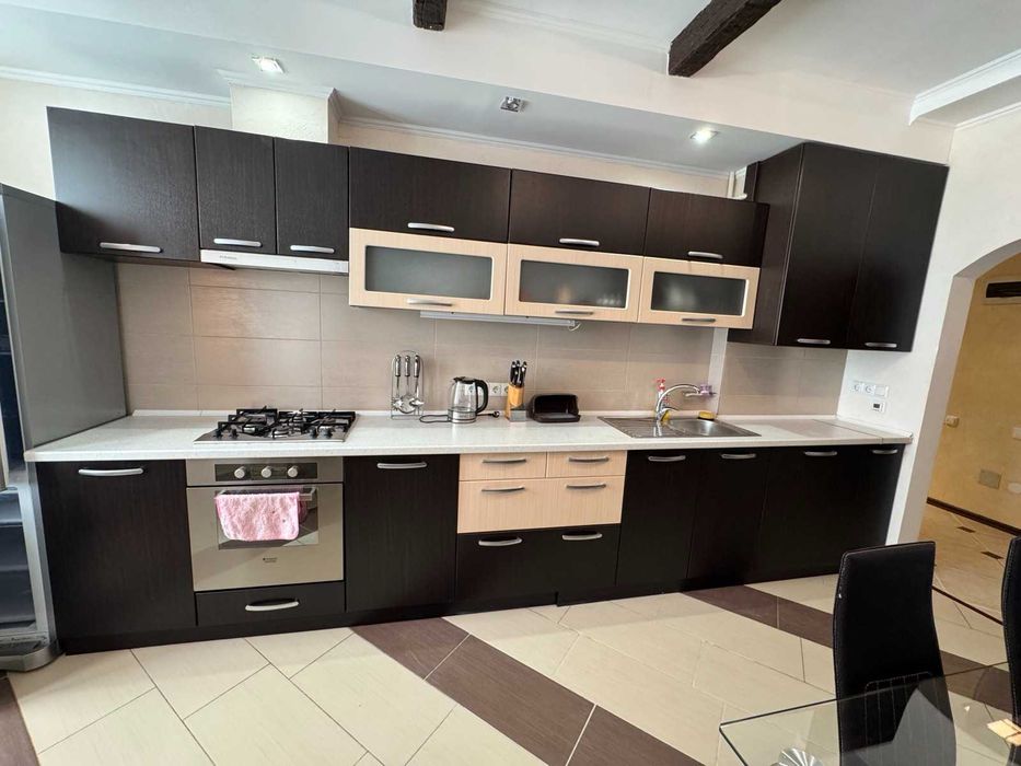 Продаж 3-х кімнатної квартири, новобуд, біля ринку, м. Трускавець!