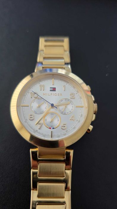 Relógio Tommy Hilfiger, aço, dourado