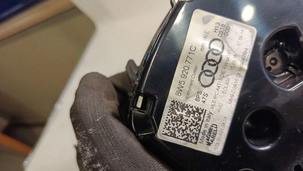 Quadrante / painel de instrumentos AUDI A4 (8W2, 8WC, B9)