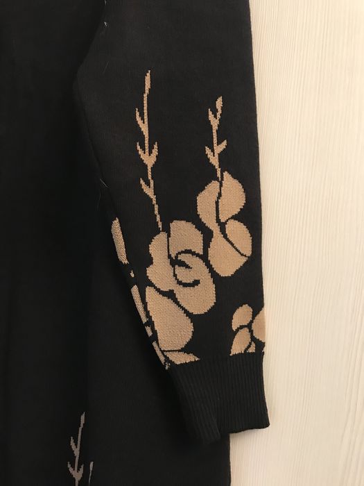 Плаття тепле трикотажне .