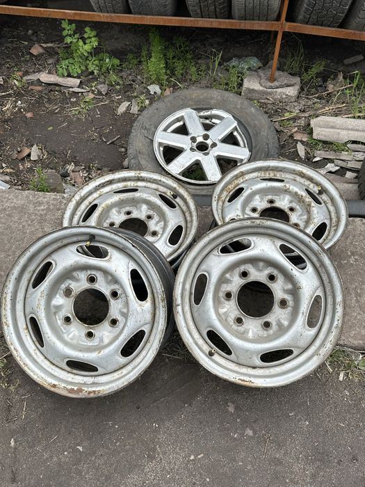 Продам диски р15  6*139.7