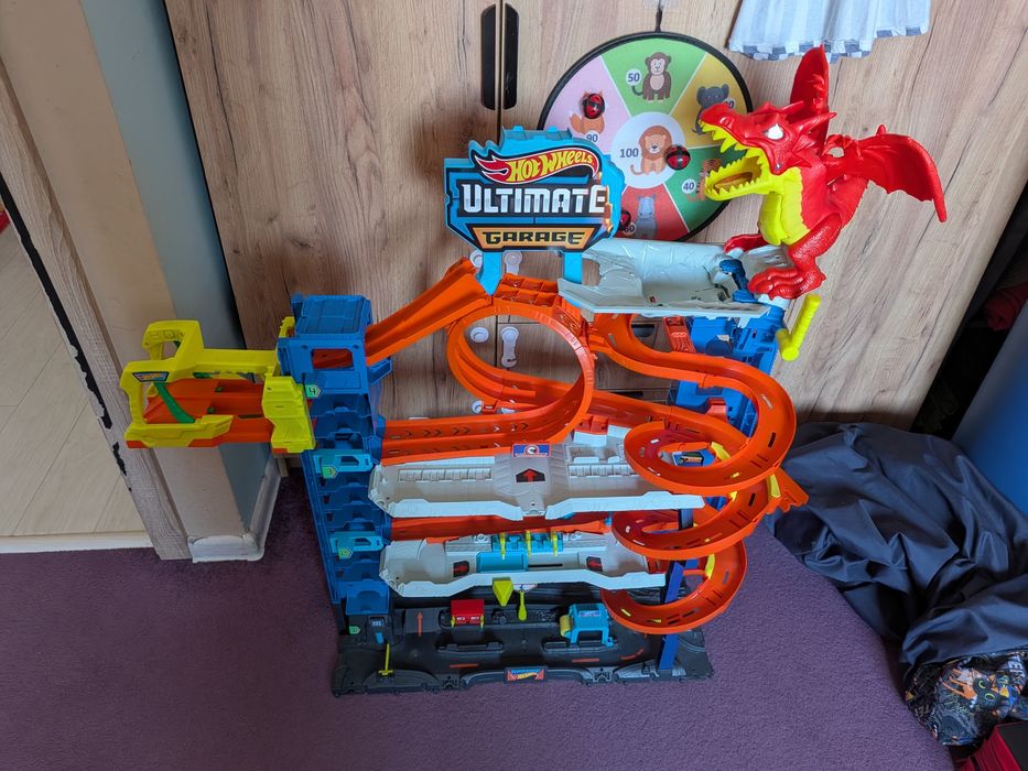 Hot Wheels Ultimate Garage Smok