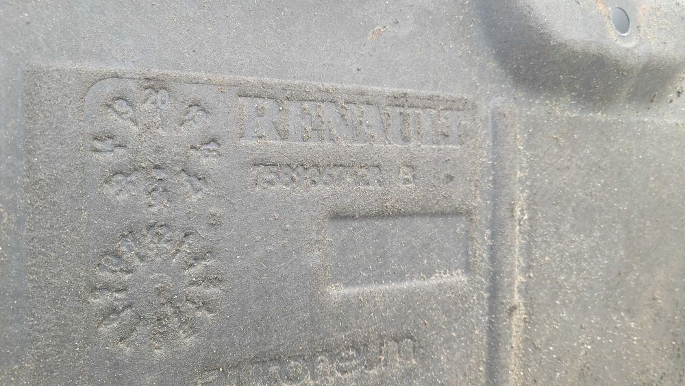 dolna osłona silnika renault megane IV