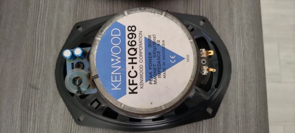2 colunas Kenwood 300w