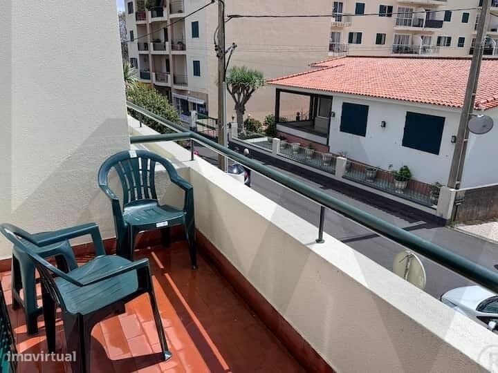 Apartamento T1 Mobilado e Equipado no Centro do Caniço