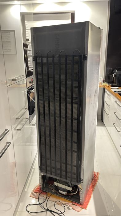 Lodowka Effectfull 1770x540x550 do zabudowy.