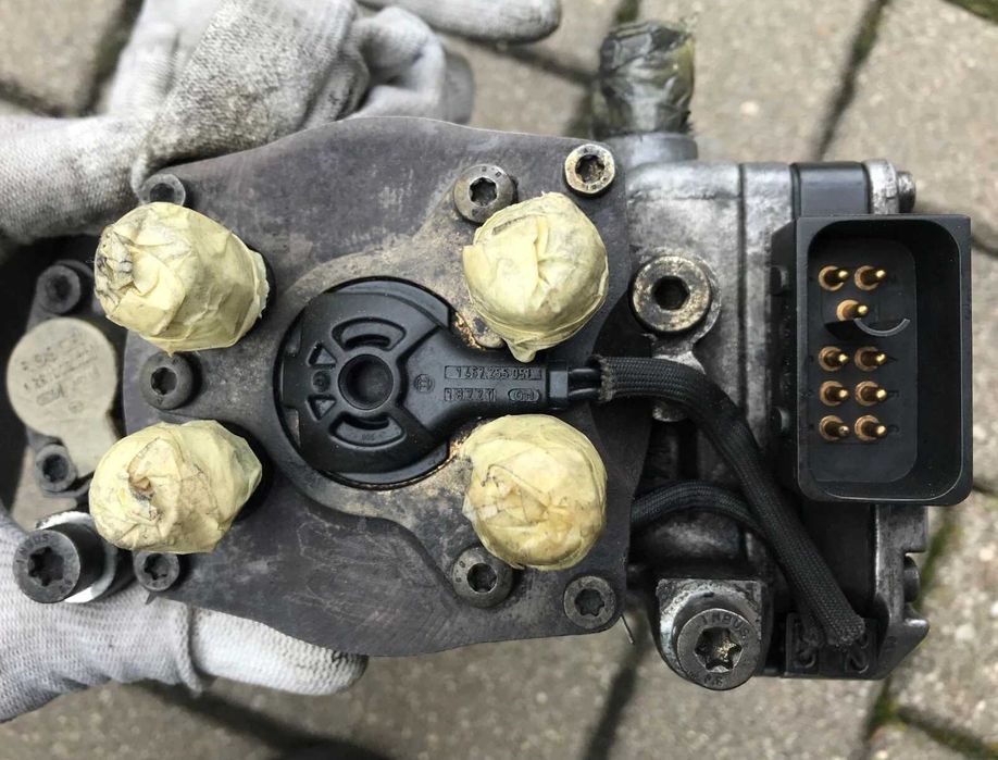 ТНВД Топливный насос Opel Astra G
Vectra B
Zafira A 2.0 DTI 0470504015