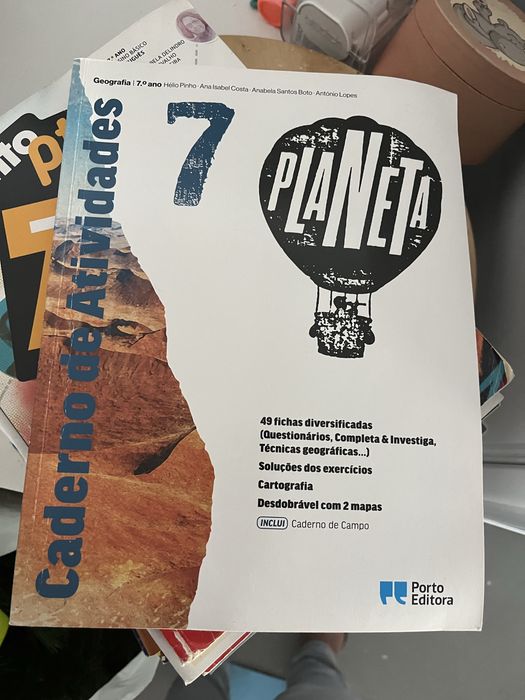Manual e caderno atividades Planeta 7
