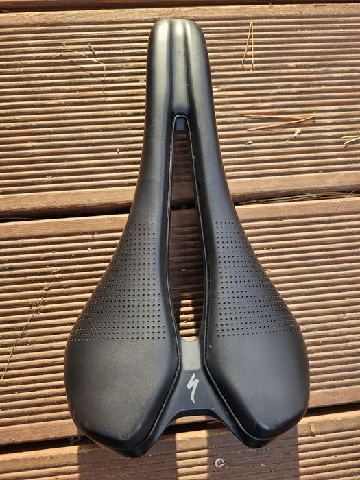 Specialized‼️ROMIN EVO チタン　143mm Specialized‼️ROMIN EVO チタン 143mm ROMIN EVO COMP GEL