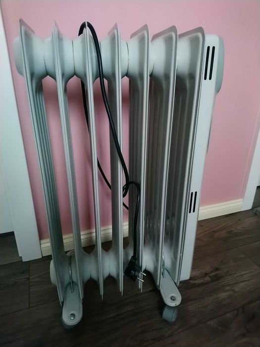 Grzejnik na kółkach, elektryczny