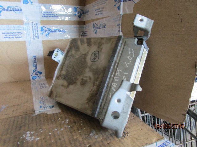Centralina motor / ECU TOYOTA Yaris (_P1_)