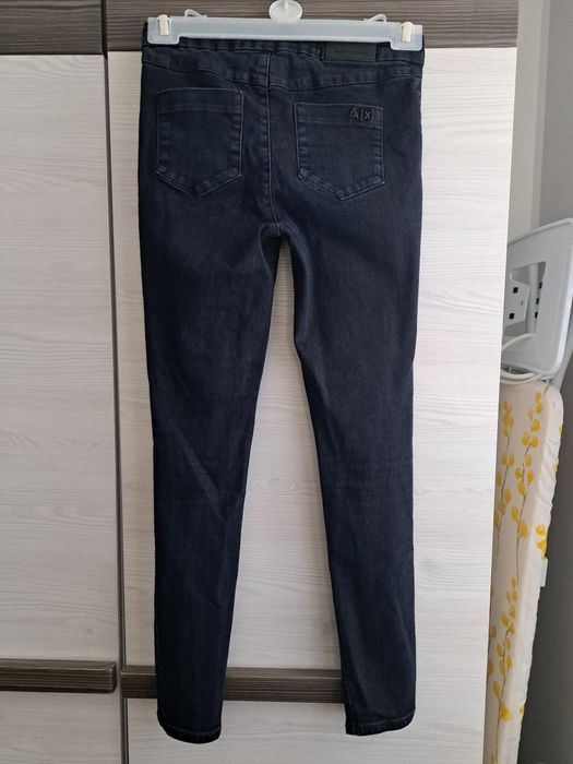 Elastyczne spodnie dżinsowe Armani Exchange rozm.S/M