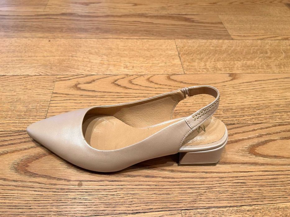 Buty beżowe Marco 37