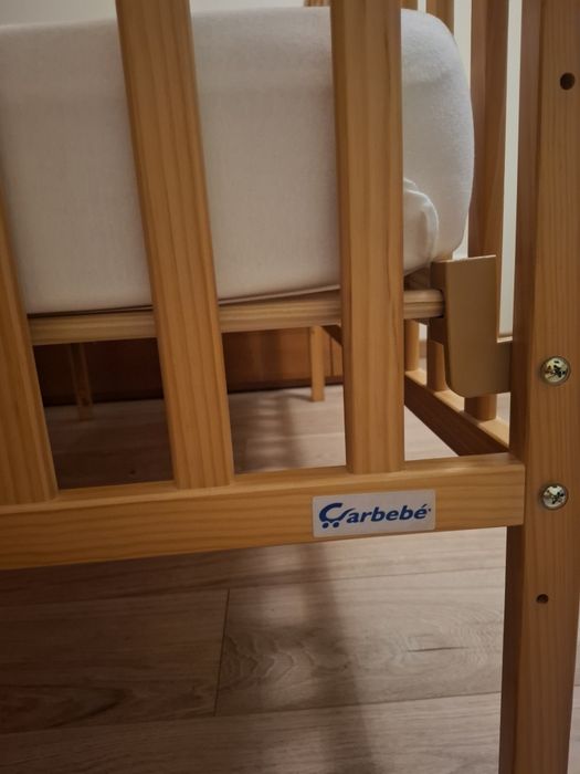 Cama bebé marca Carbebe