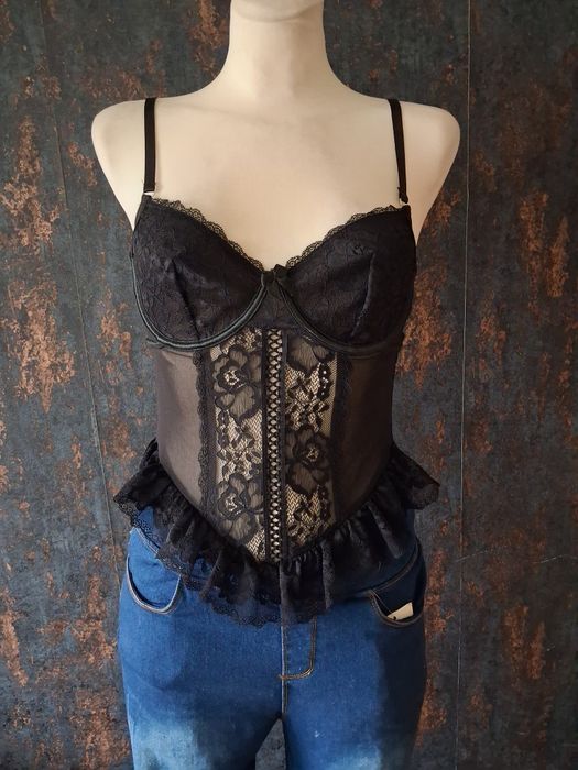 Czarne seksowne body damskie z wycięciem  rozmiar S