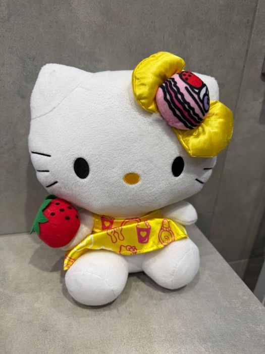 Maskotka, pluszak Hello Kitty - Sanrio - 27 cm