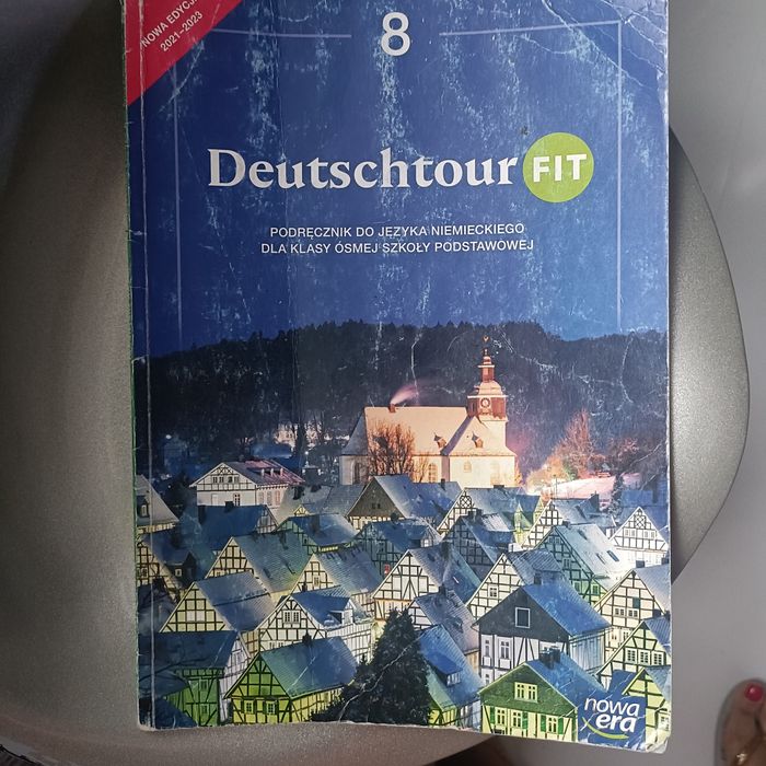 PODRĘCZNIK Deutschtour FIT dla klasy 8