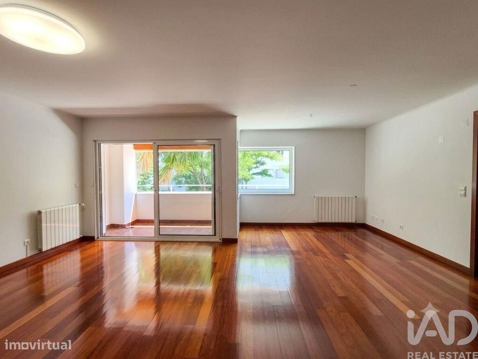 Apartamento T3 em Lumiar de 170,00 m2